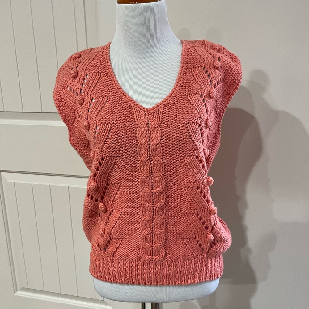 Coral hand knit sleeveless vintage Cable Knit Women's Sweater